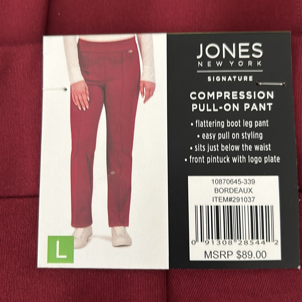 Jones New York Compression Pull on Pants. Size Large. NWT.